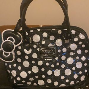 Hello Kitty black w/polka dot bag